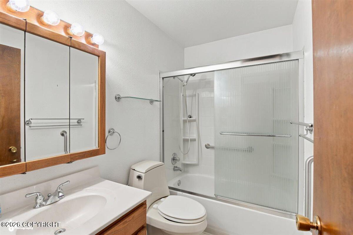 2416 Spurr Lane Property Photo 20