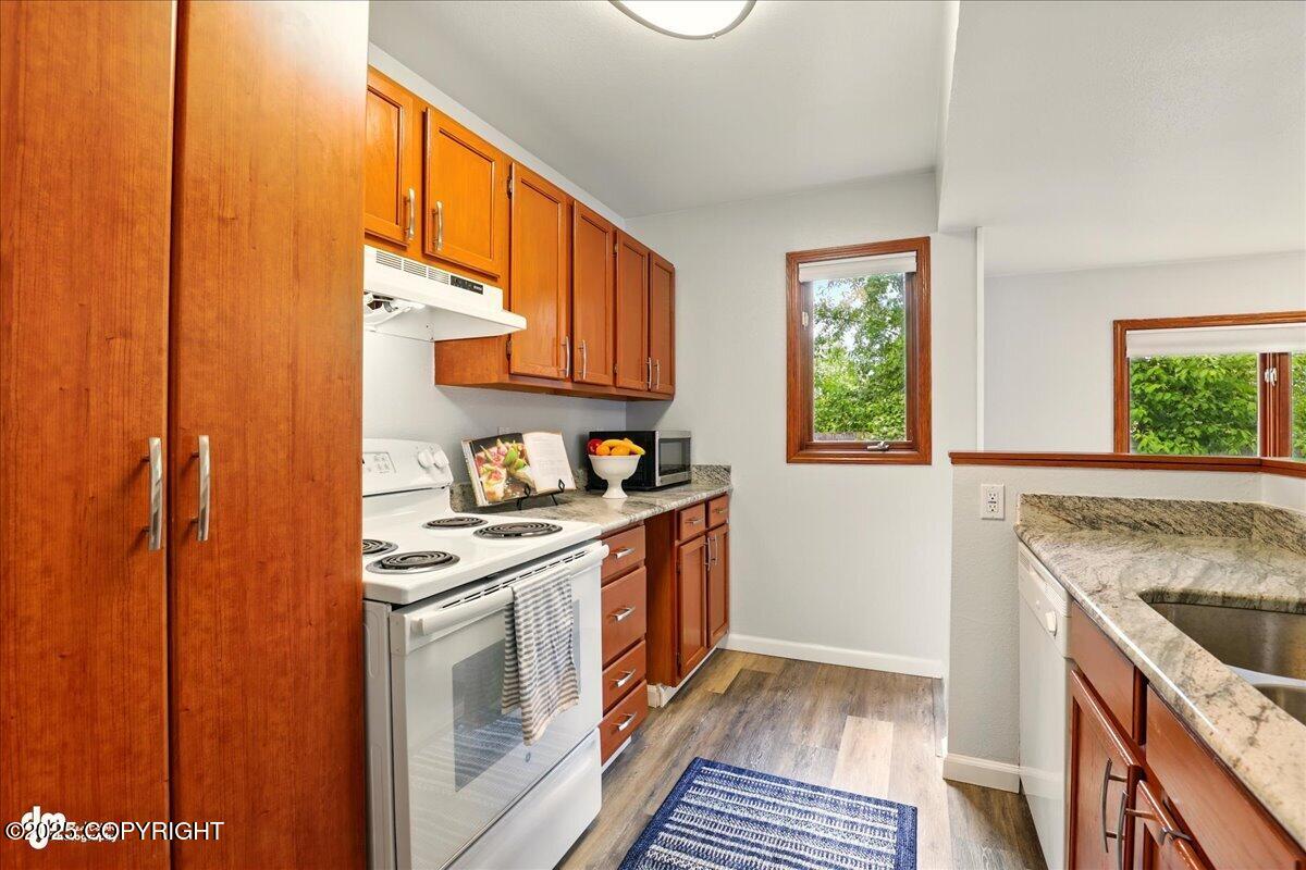 9740 Vanguard Drive #32 Property Photo 6