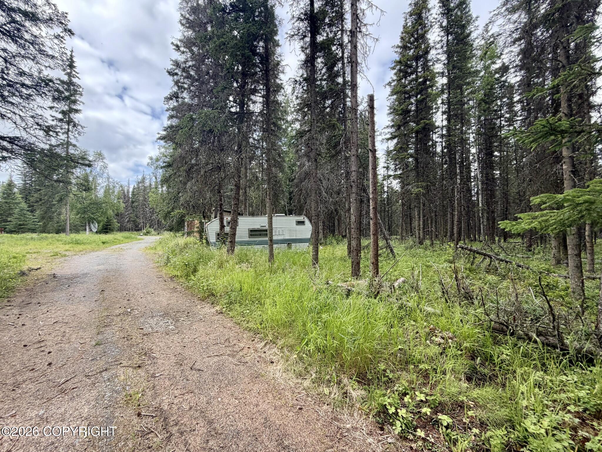 38175 Whispering Lane Property Photo 3