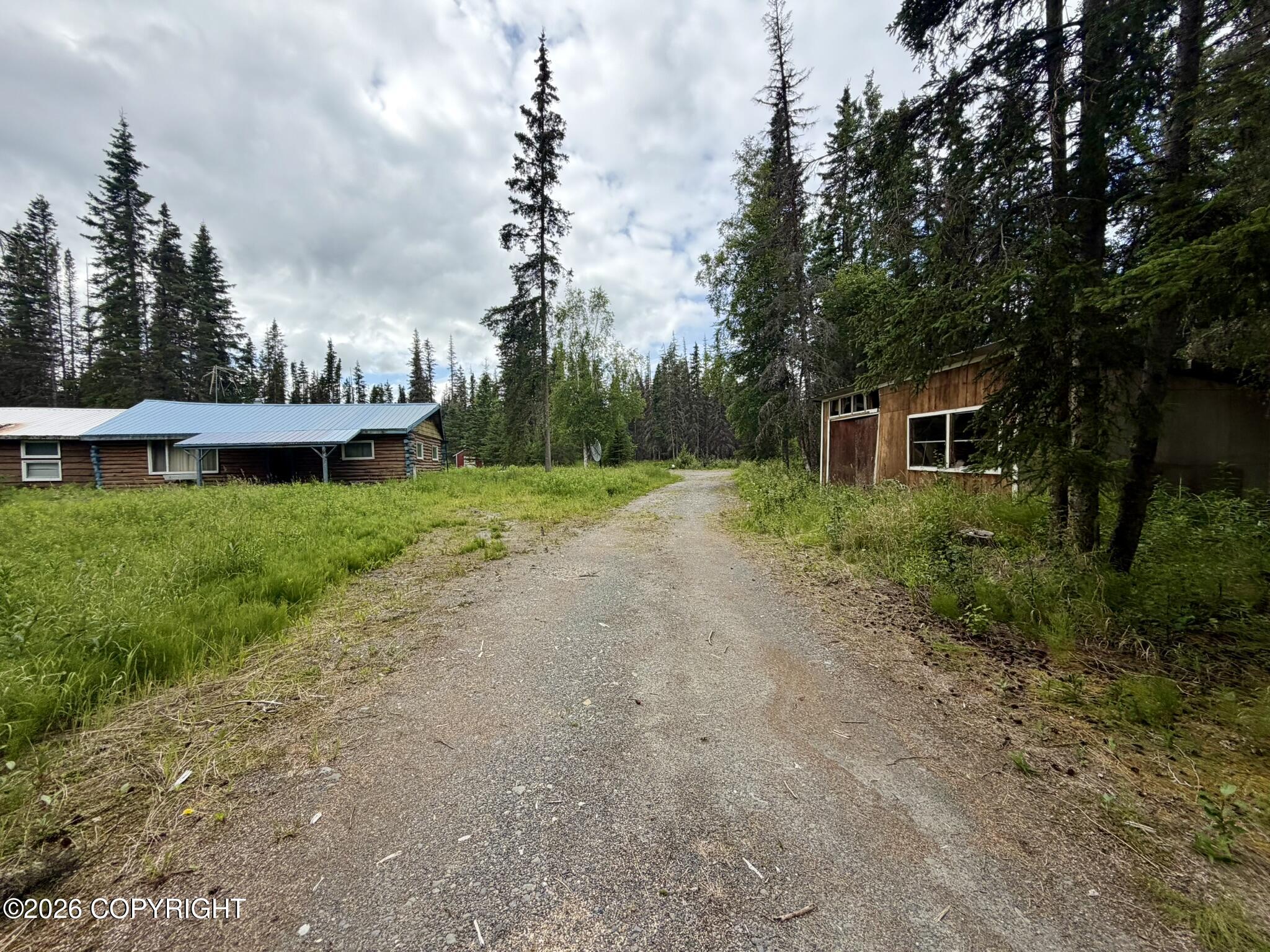 38175 Whispering Lane Property Photo 4