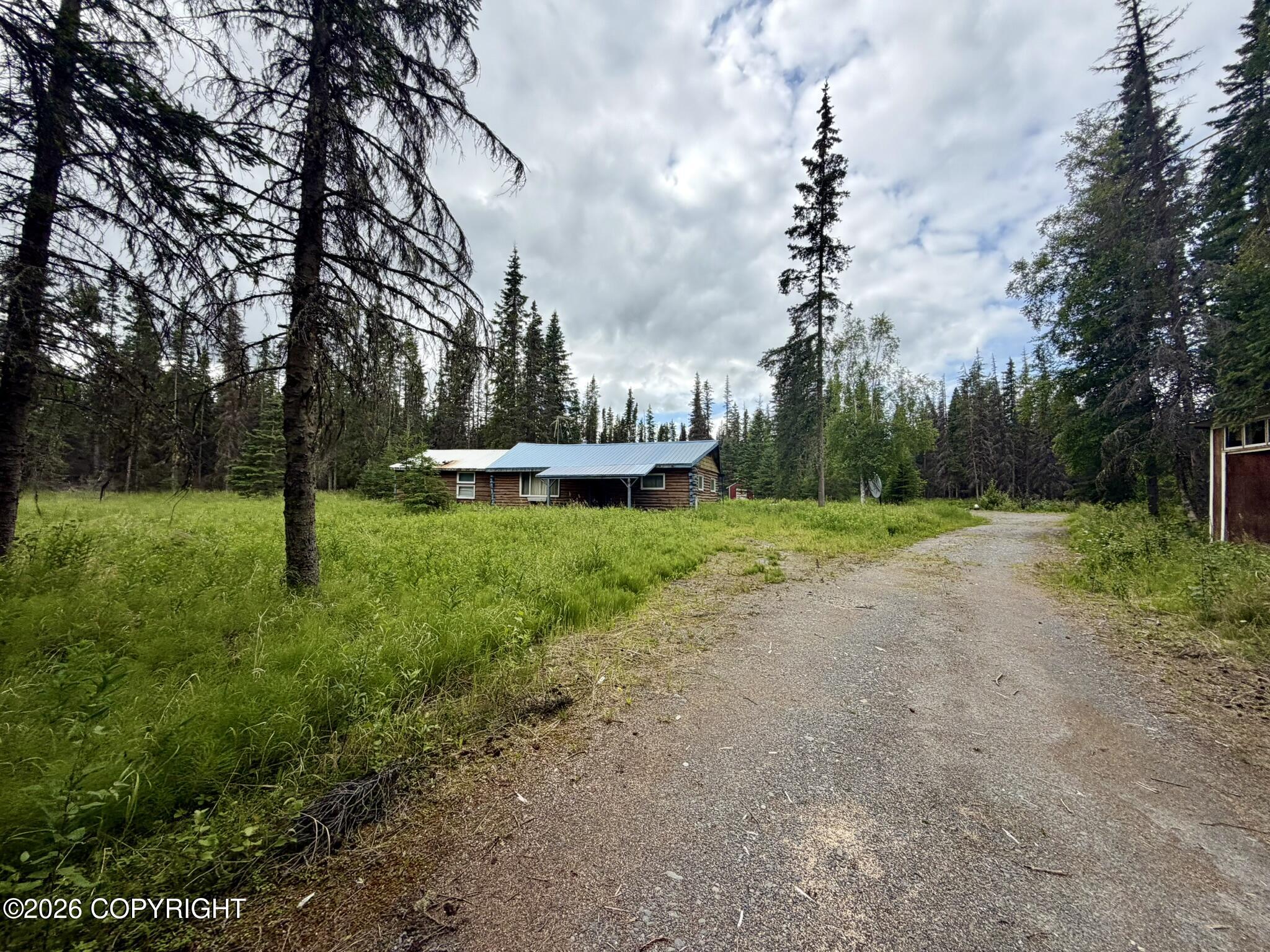 38175 Whispering Lane Property Photo 5