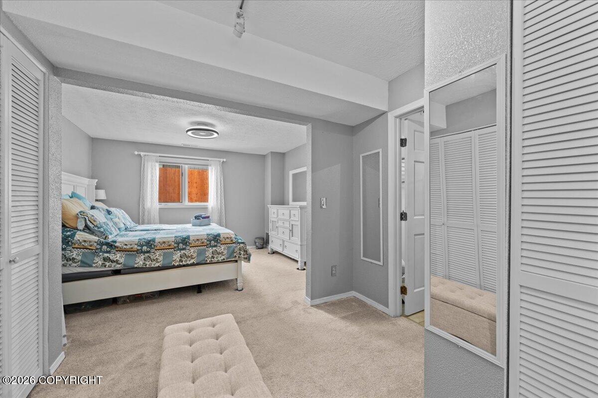 16038 Mammoth Circle Property Photo 21
