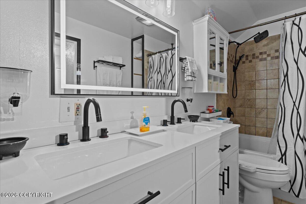 16038 Mammoth Circle Property Photo 25