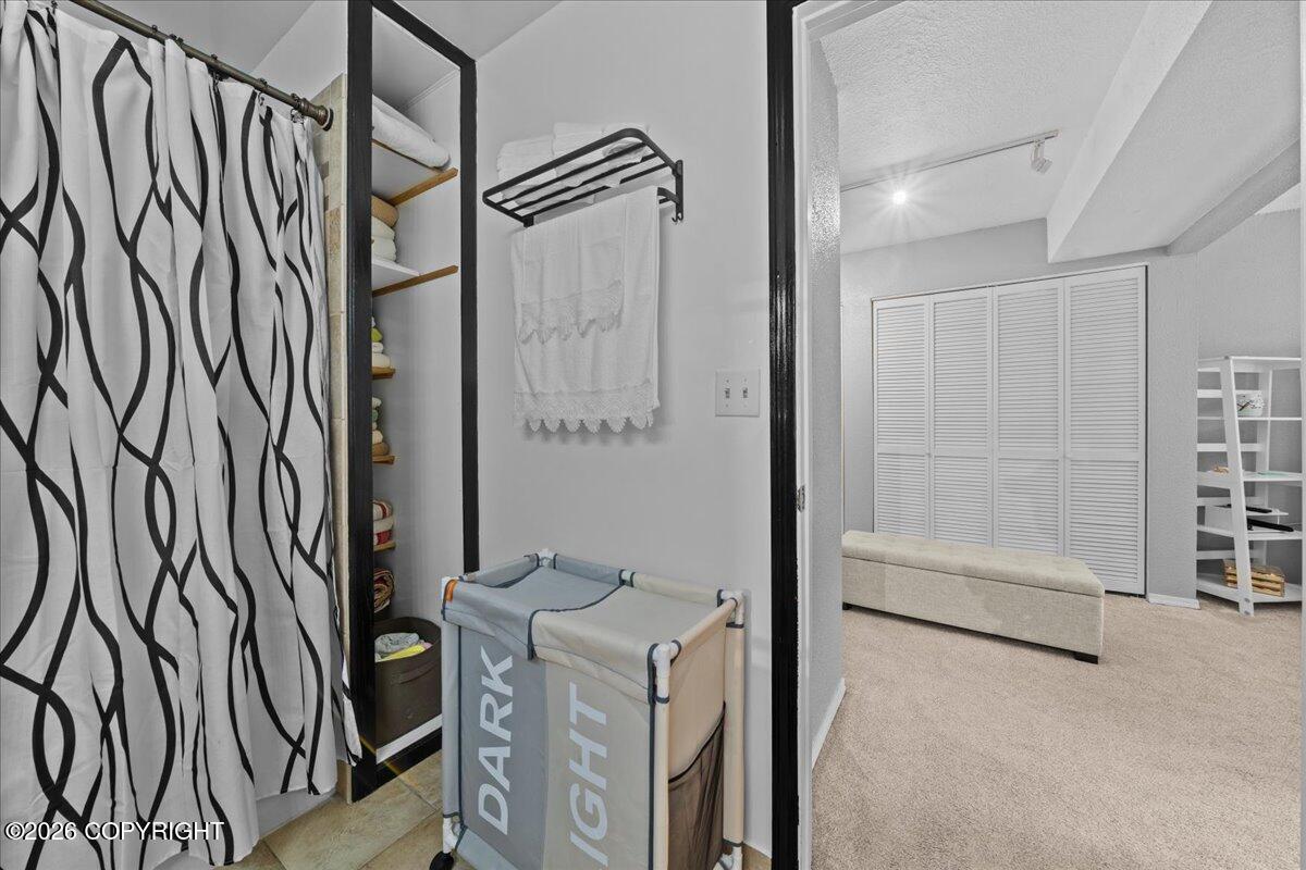16038 Mammoth Circle Property Photo 26