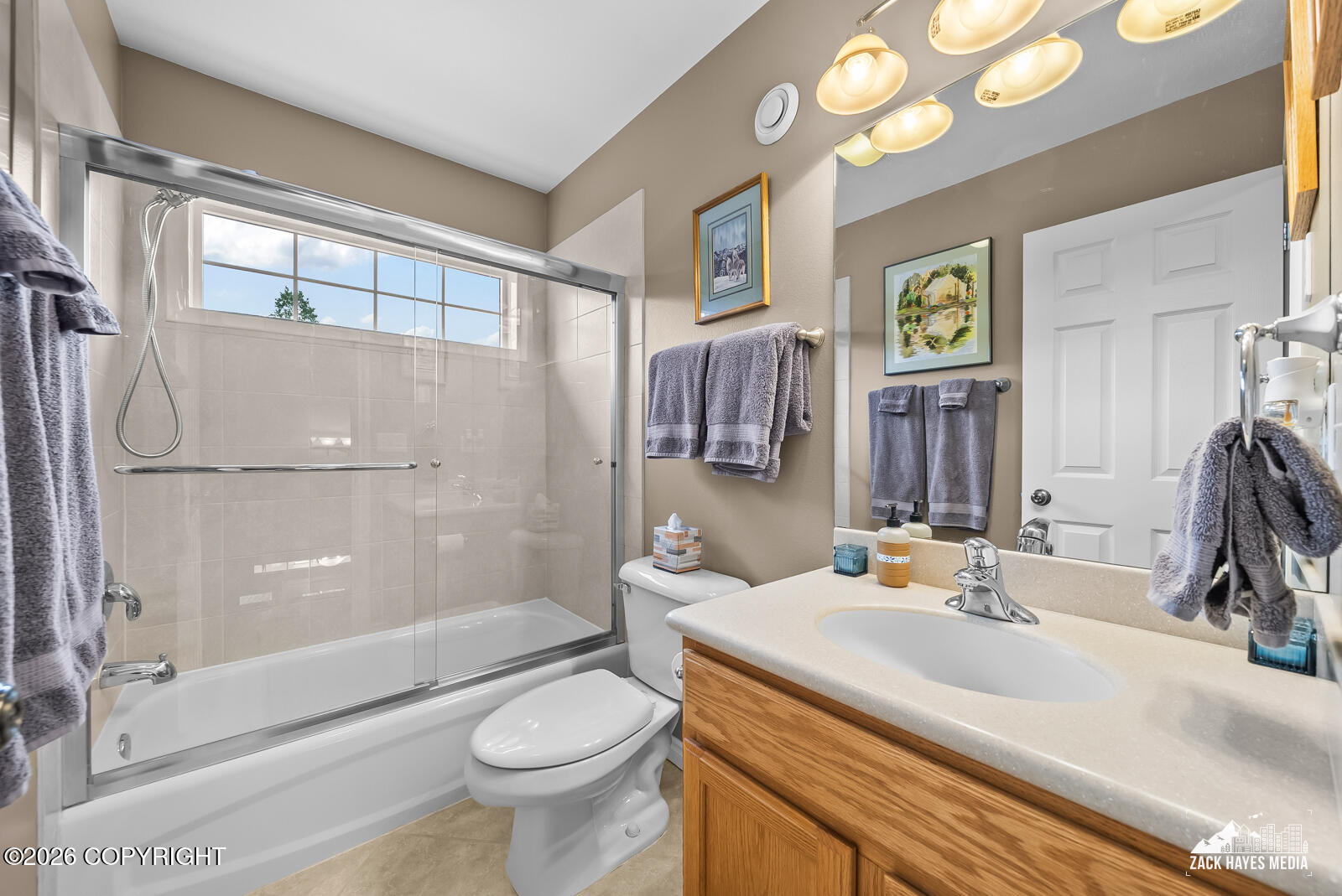 2233 E Klatt Road Property Photo 34