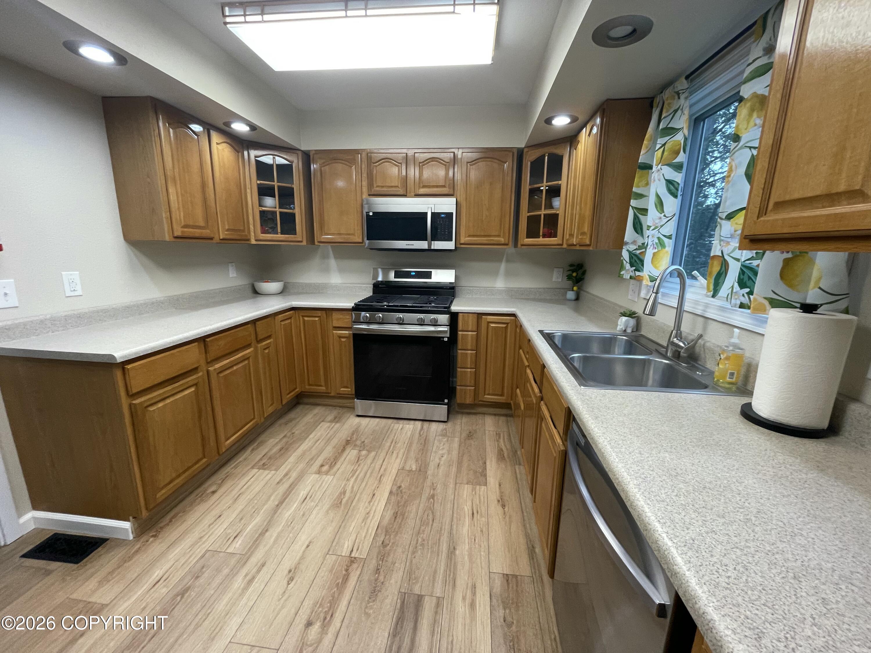 2101 W 47th Avenue Property Photo 10