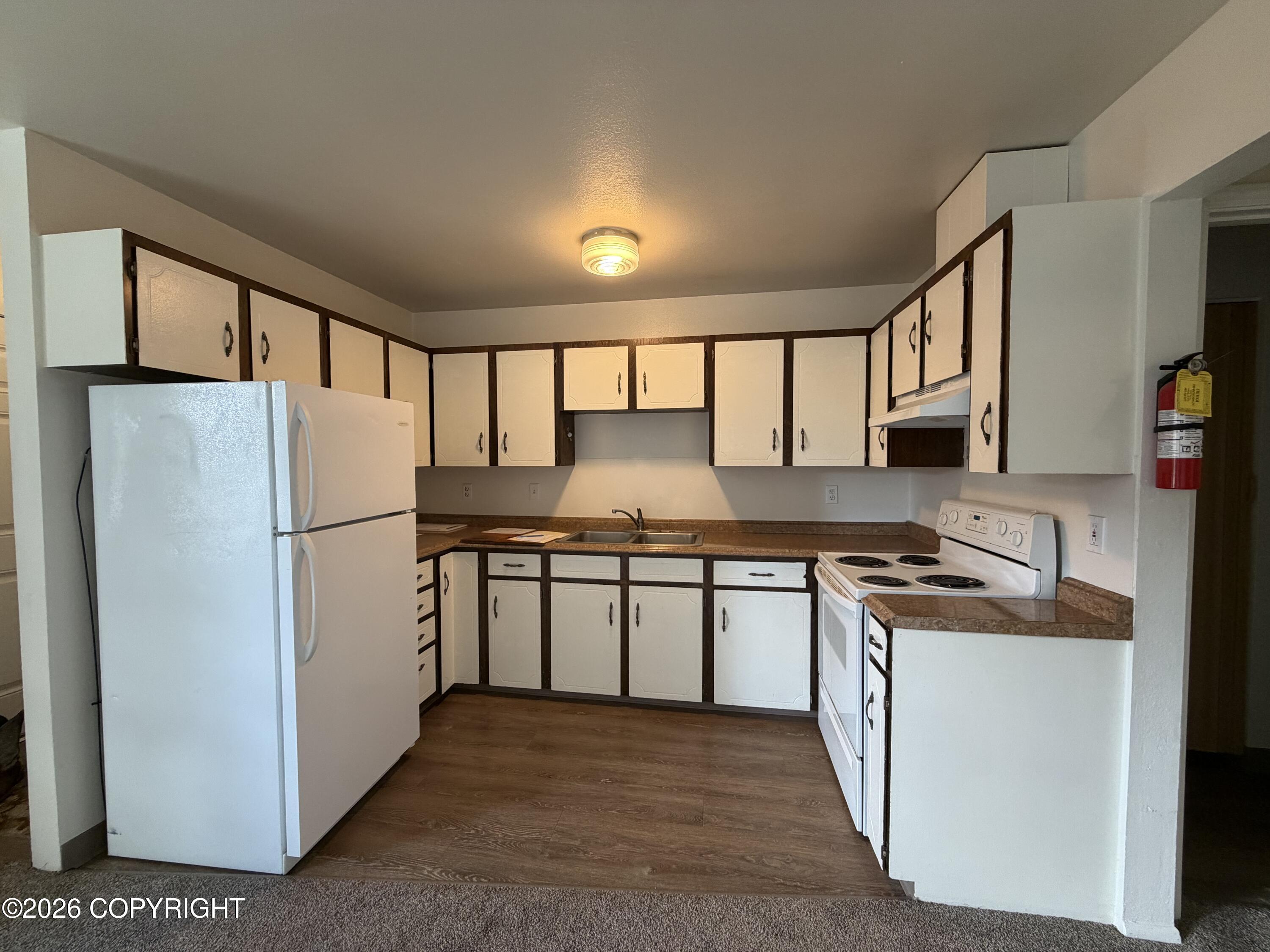 325 Irwin Street Property Photo 19