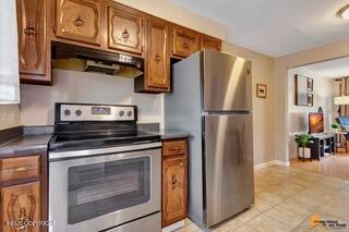536 W 15th Avenue Property Photo 3