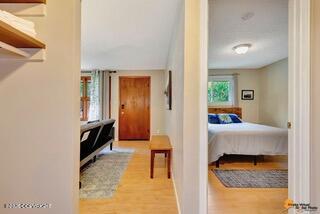 536 W 15th Avenue Property Photo 17