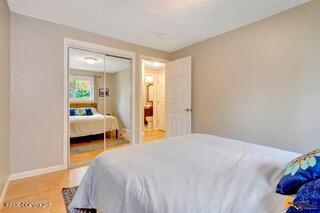 536 W 15th Avenue Property Photo 18