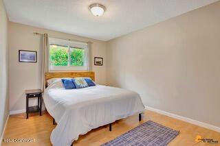 536 W 15th Avenue Property Photo 19