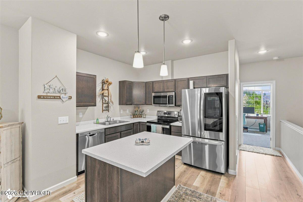 1484 S Shallow Pool Drive #m2 Property Photo 2