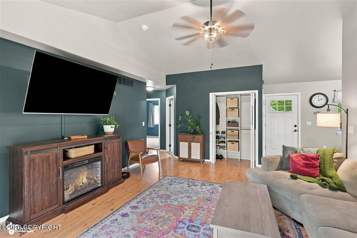 3180 W Youngtree Drive Property Photo 14