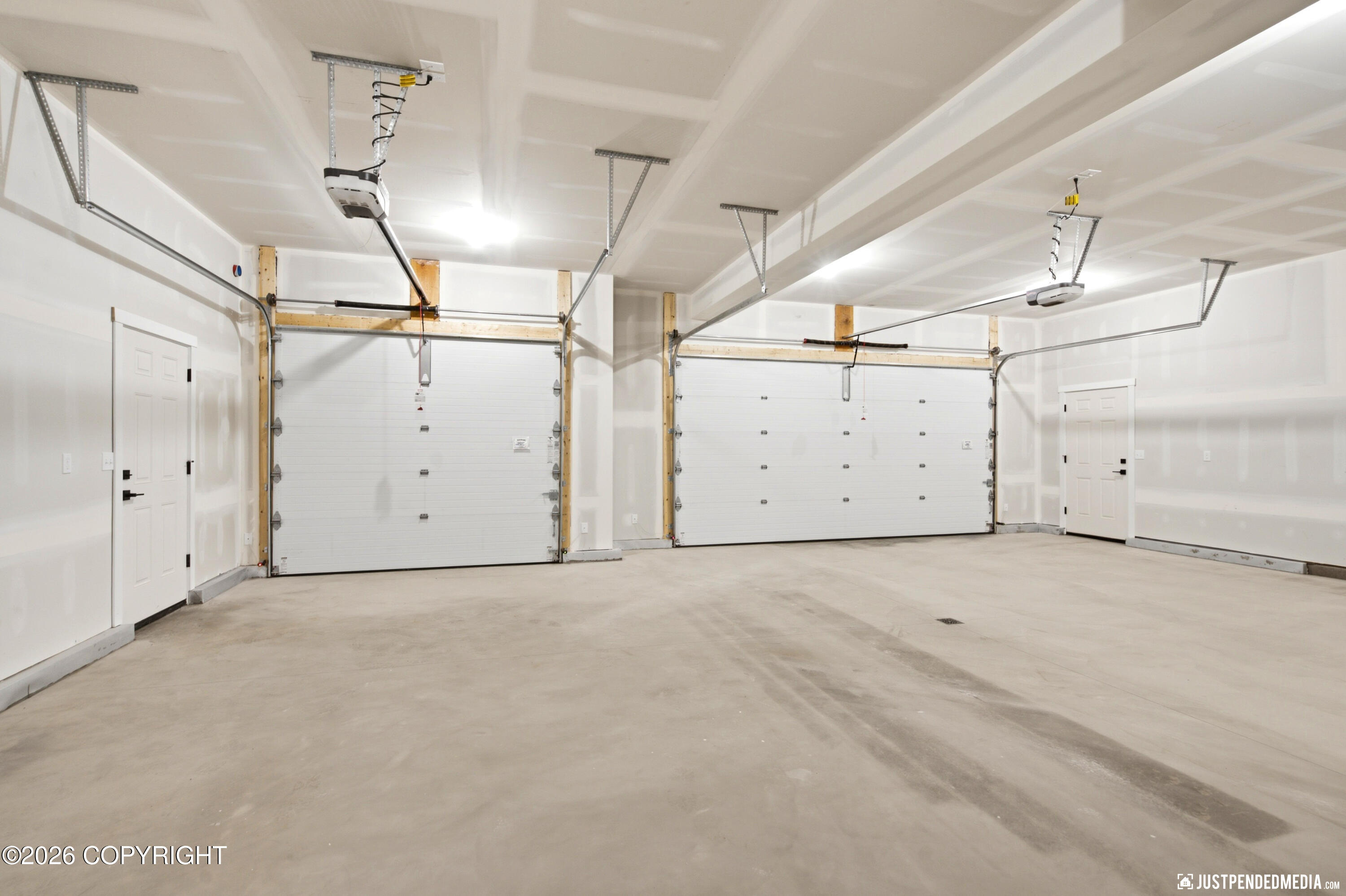 L33 B2 N Cottage Knoll Drive Property Photo 43
