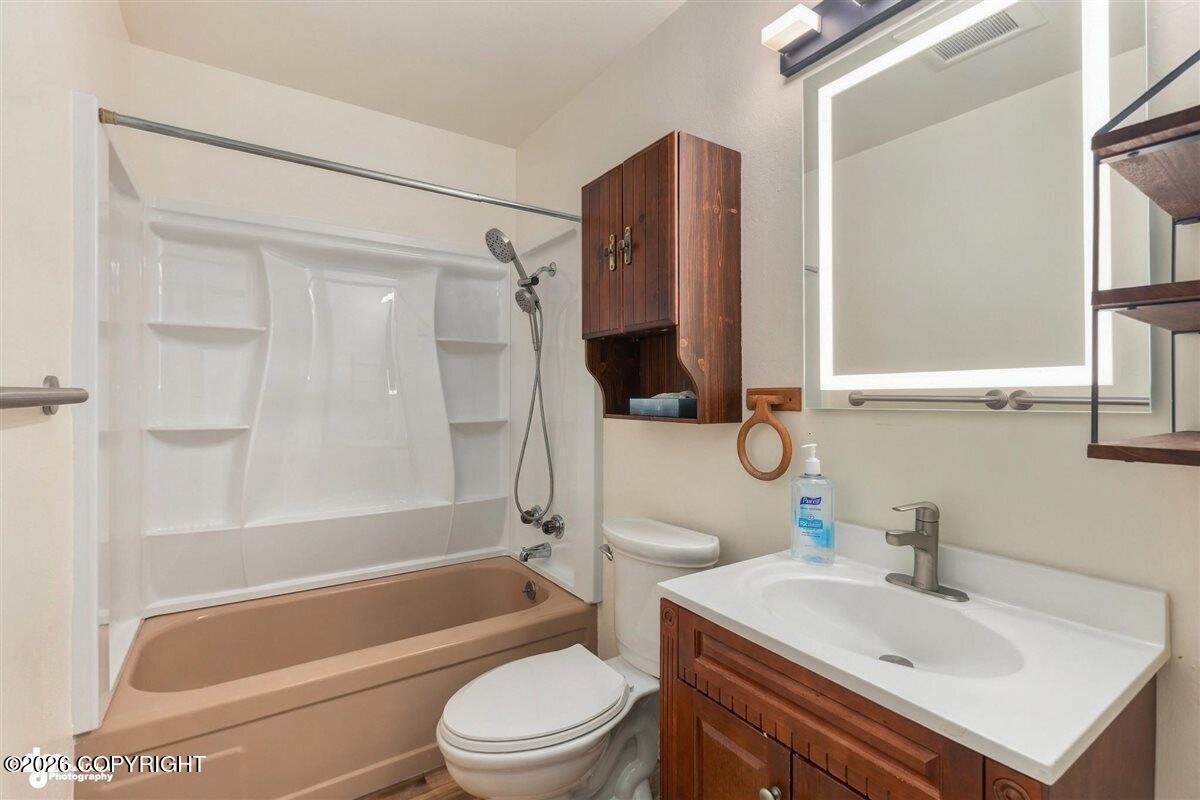 3846 Homalo Court Property Photo 17