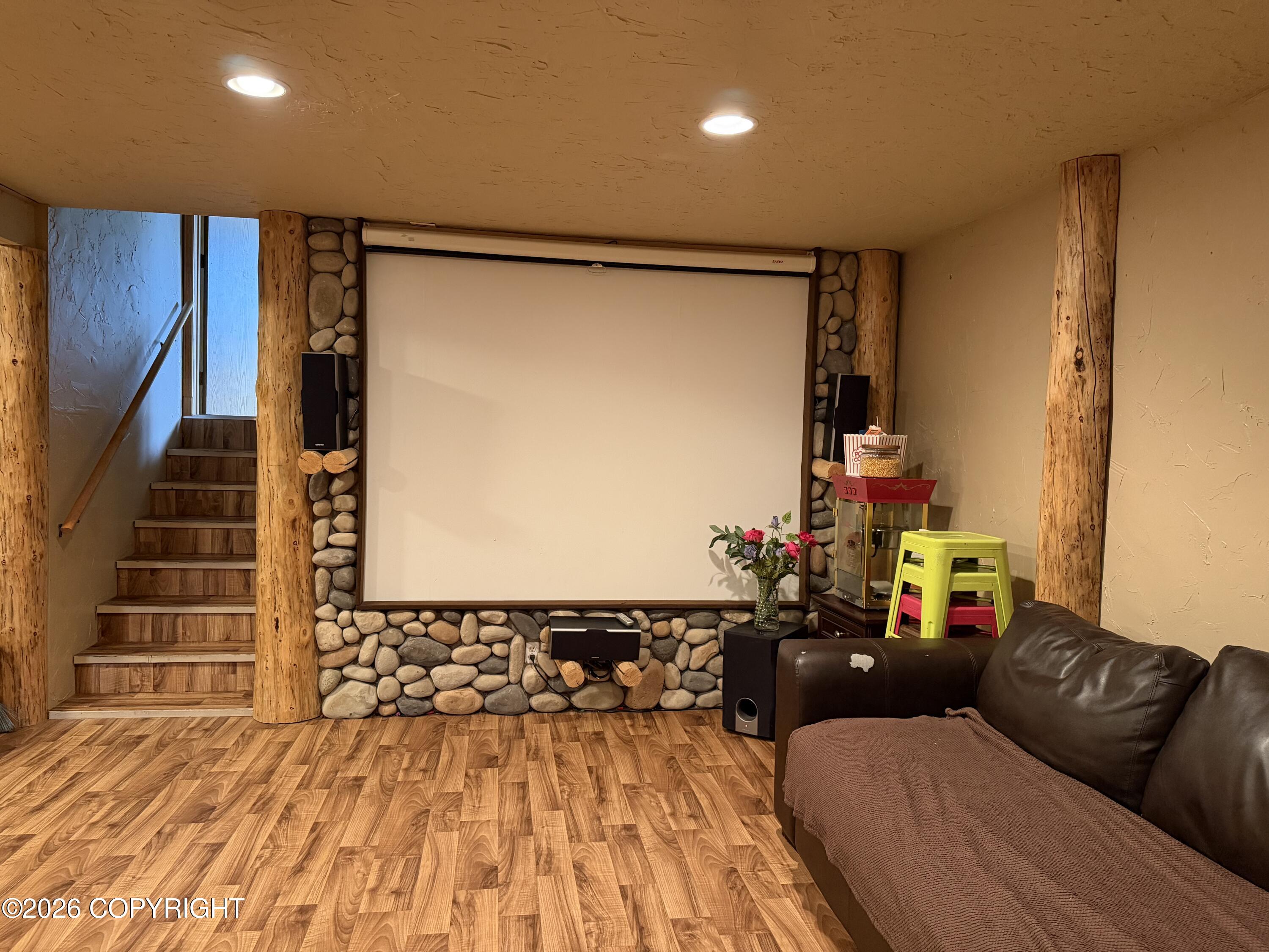 2560 Seine Court Property Photo 33