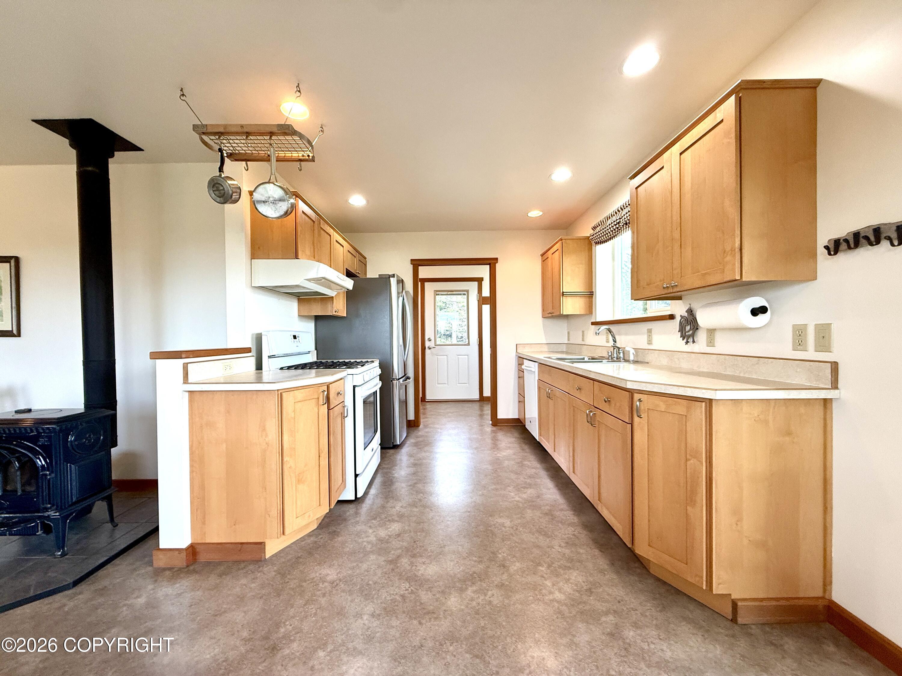 35812 Lifeboat Loop Property Photo 10