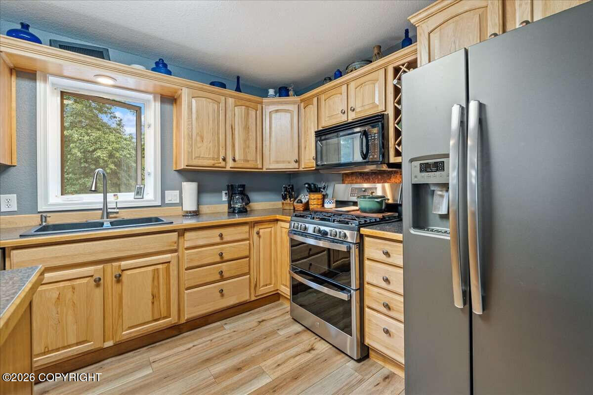 3052 Springs Boulevard Property Photo 7