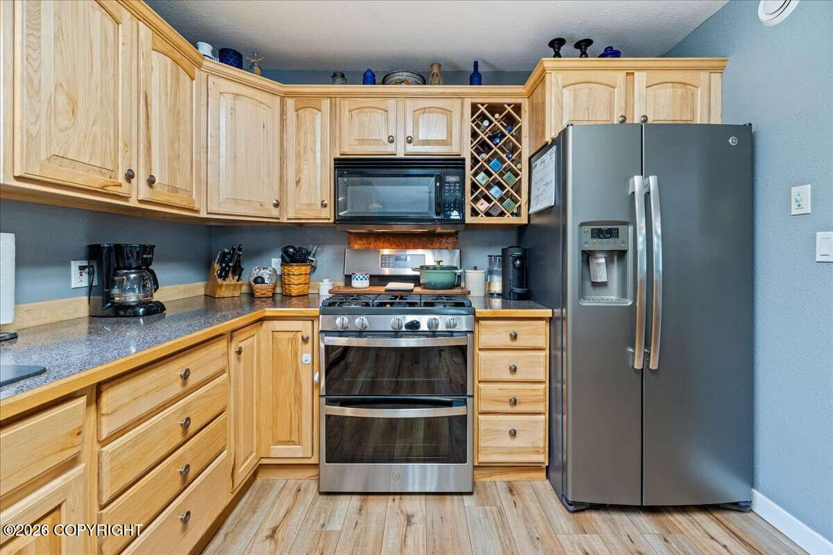 3052 Springs Boulevard Property Photo 8
