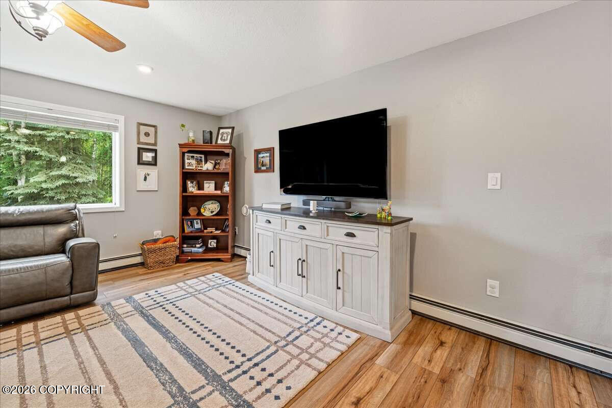 3052 Springs Boulevard Property Photo 16