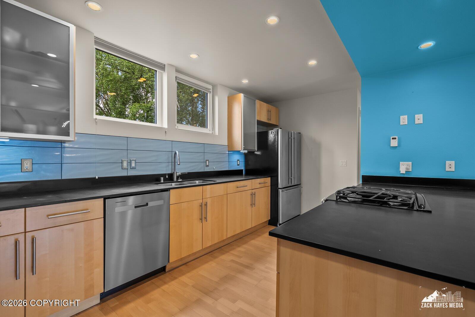 5201 E Northern Lights Boulevard #3w Property Photo 14