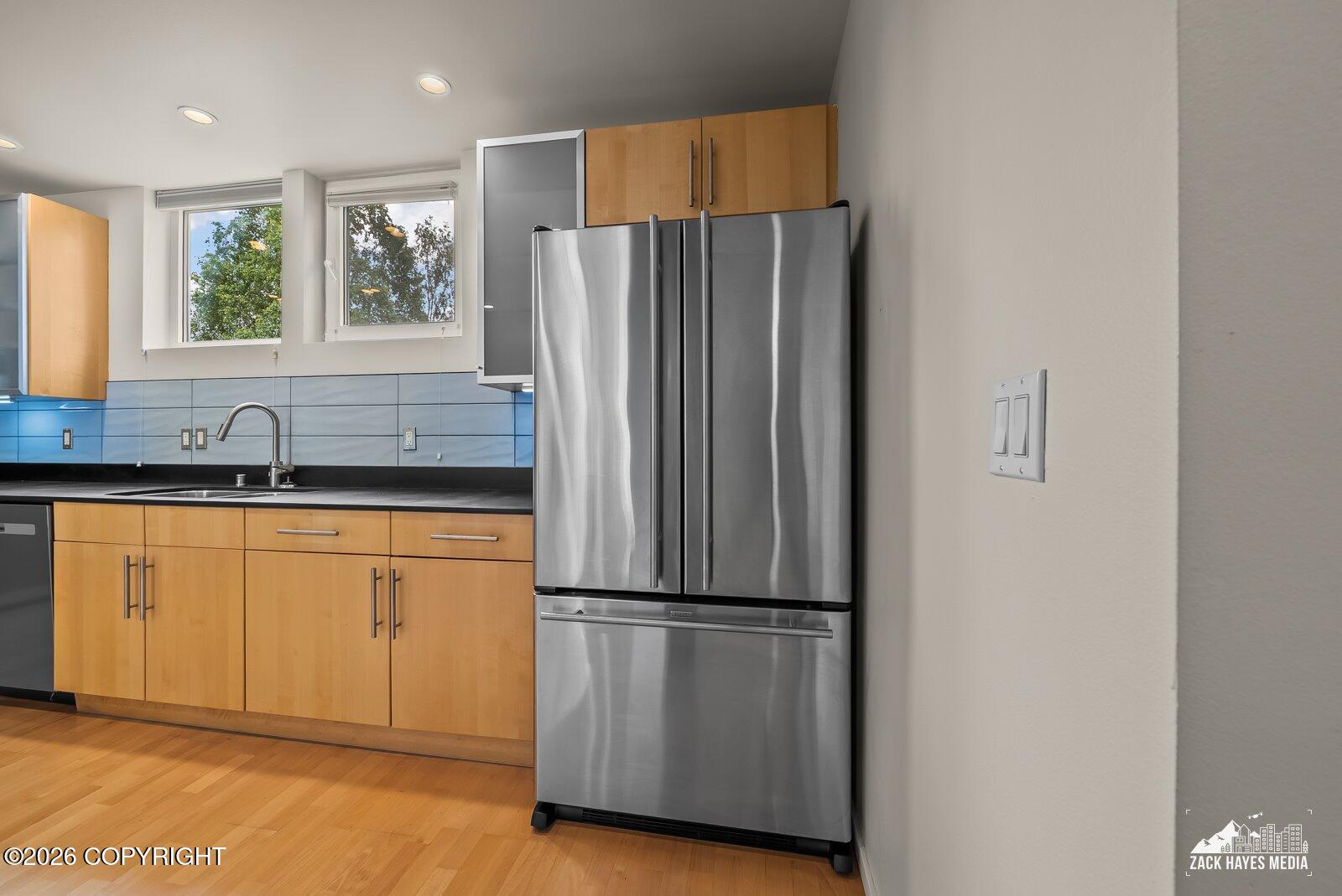5201 E Northern Lights Boulevard #3w Property Photo 20