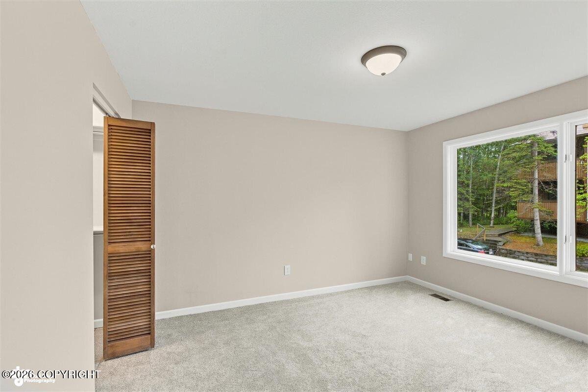 450 E 56th Avenue #3b Property Photo 10