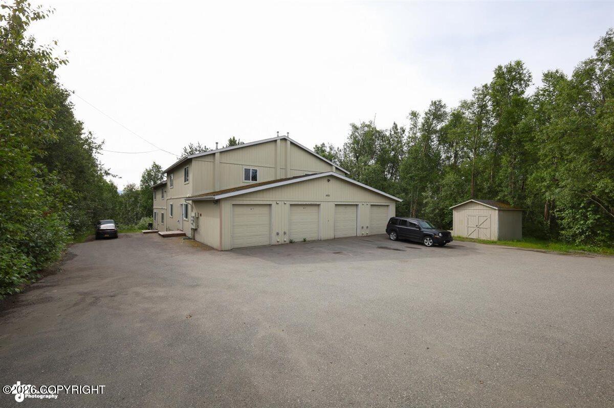 4921 S Binnacle Drive Property Photo 2