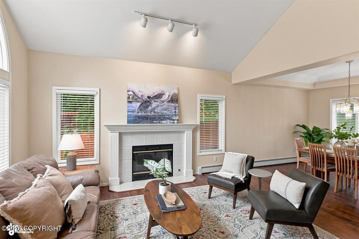 3439 Gibstay Circle Property Photo 8