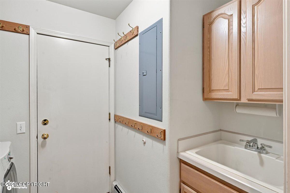 3439 Gibstay Circle Property Photo 27