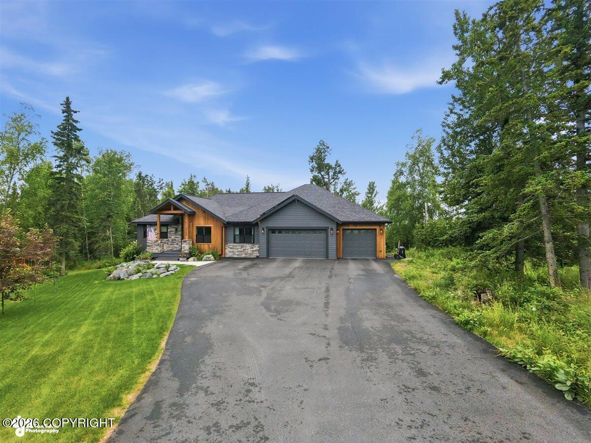 18660 Genteel Circle Property Photo 4
