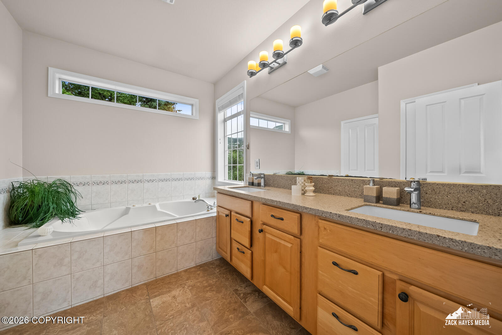 16140 Bridgewood Circle Property Photo 28