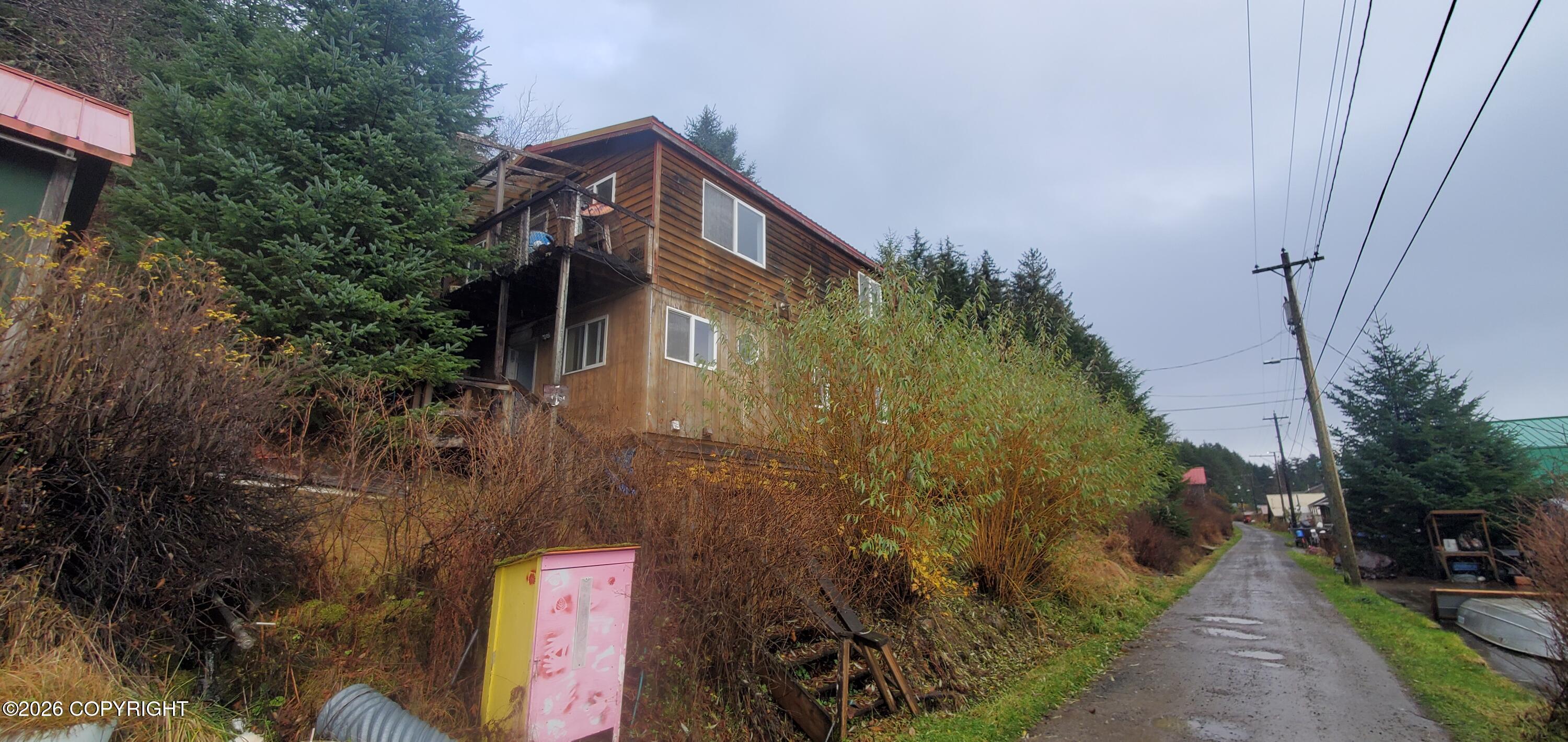 L8 B16 Tenakee Avenue Property Photo 1