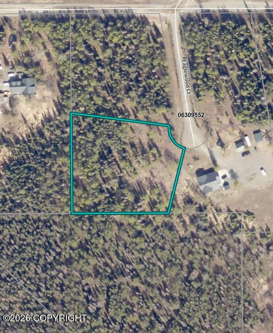 L8 Eaglewood Court Property Photo 2