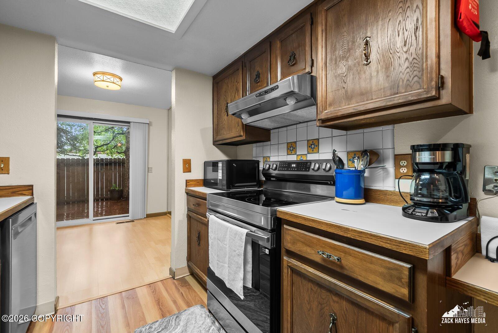 3685 Alamosa Drive Property Photo 10