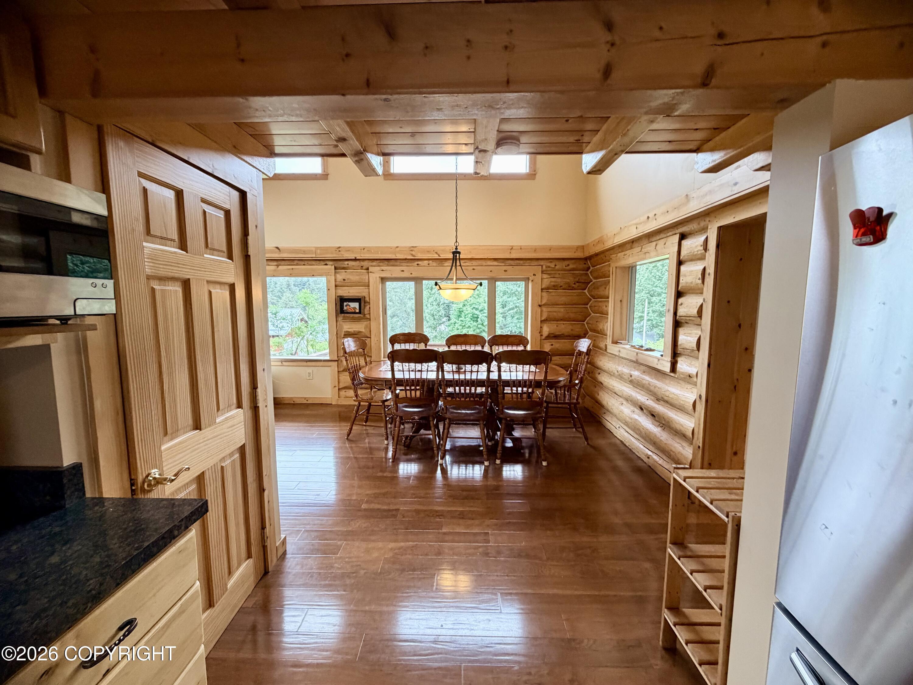 261 Shoreline Drive Property Photo 23