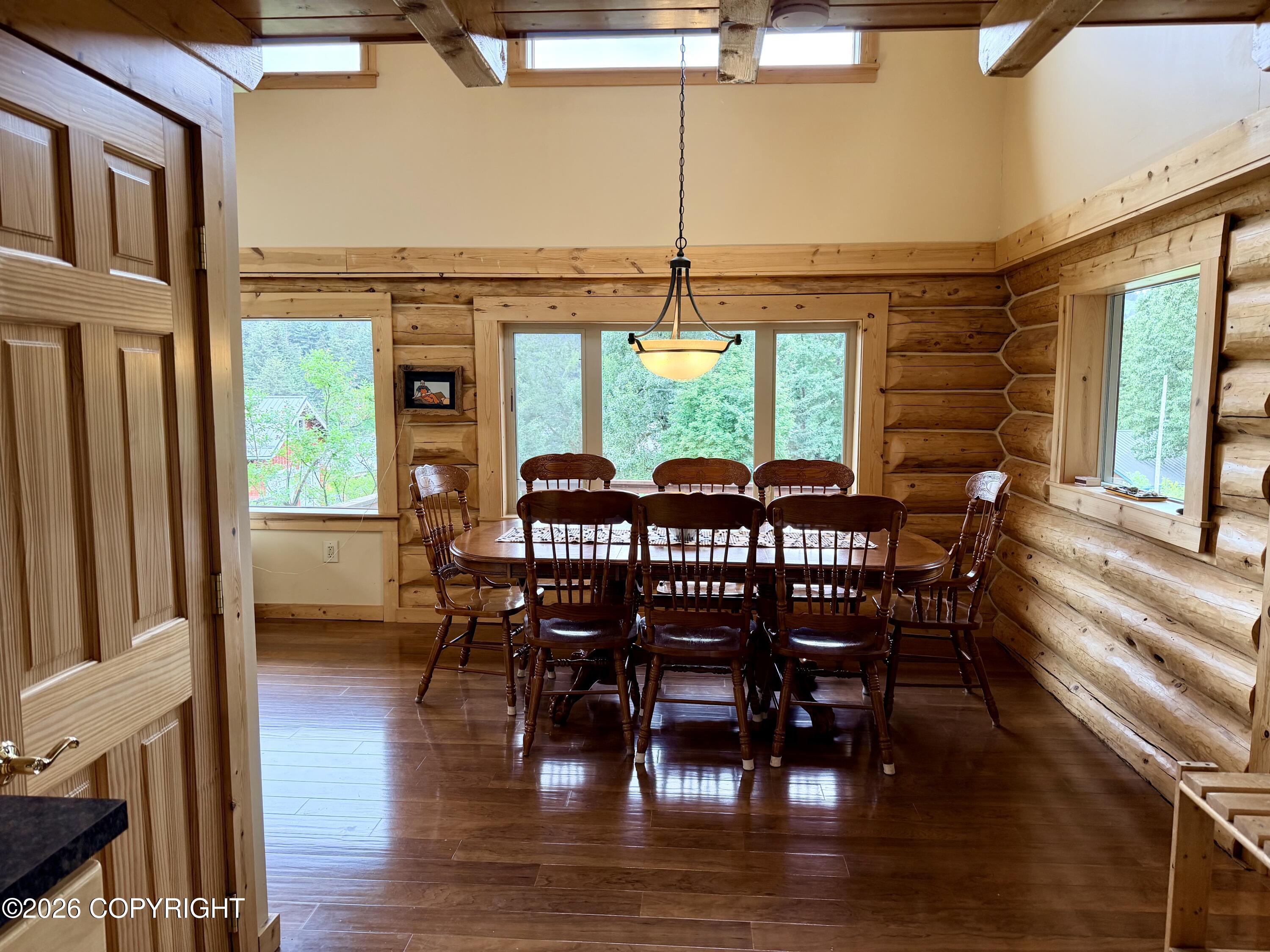 261 Shoreline Drive Property Photo 24