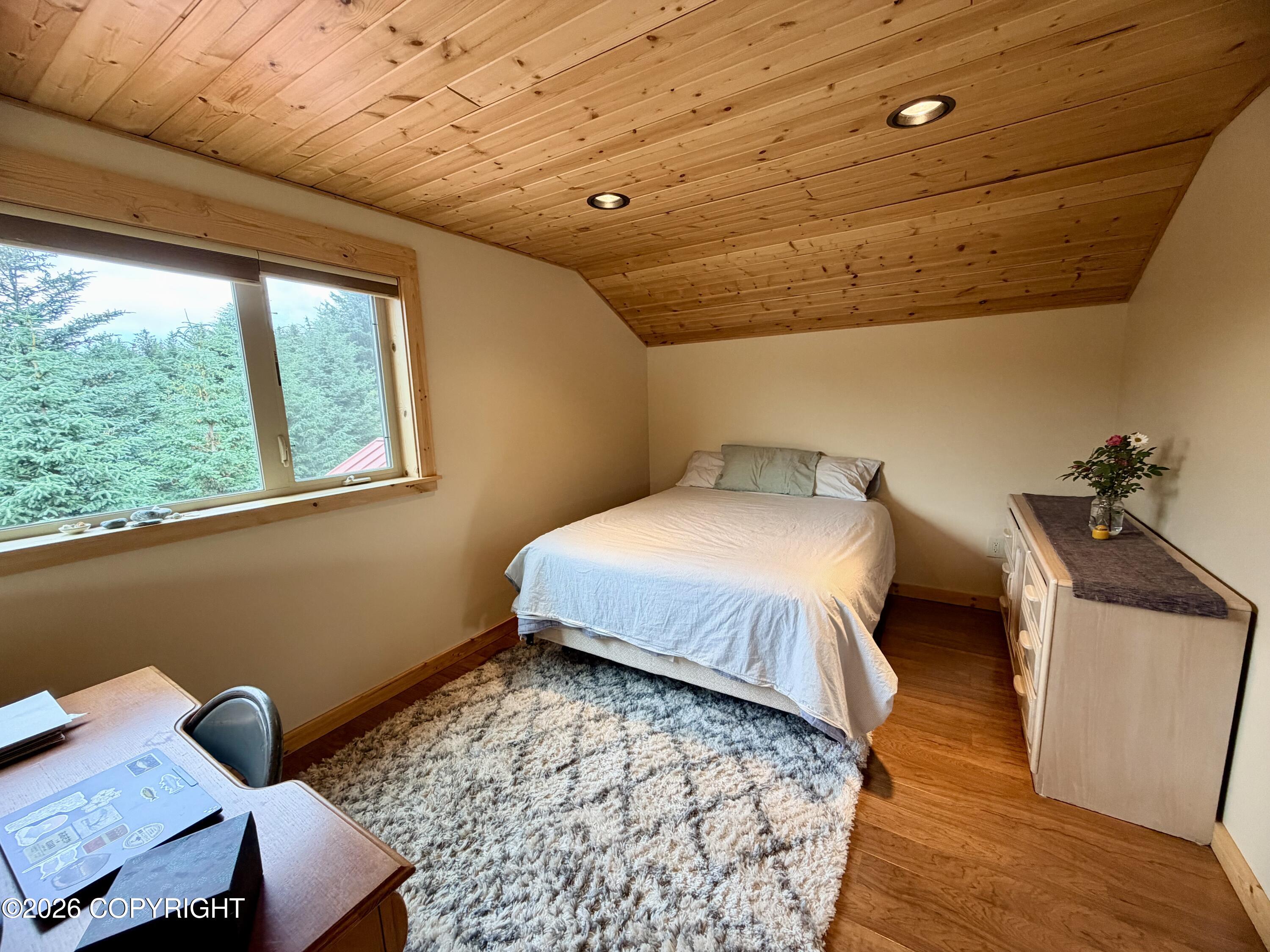 261 Shoreline Drive Property Photo 47
