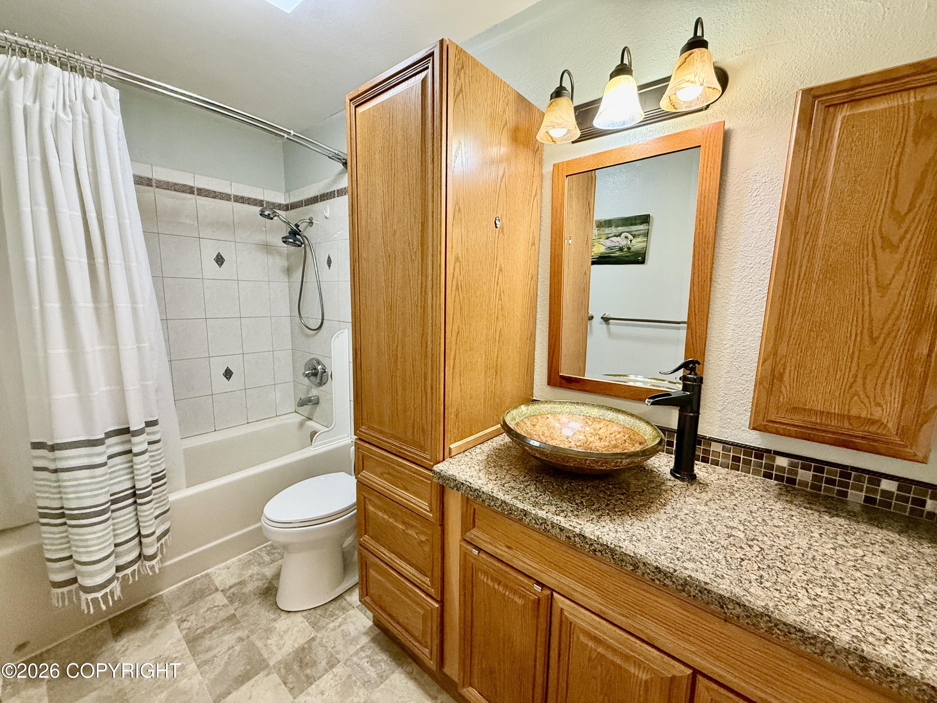 1612 Cara Loop Property Photo 9