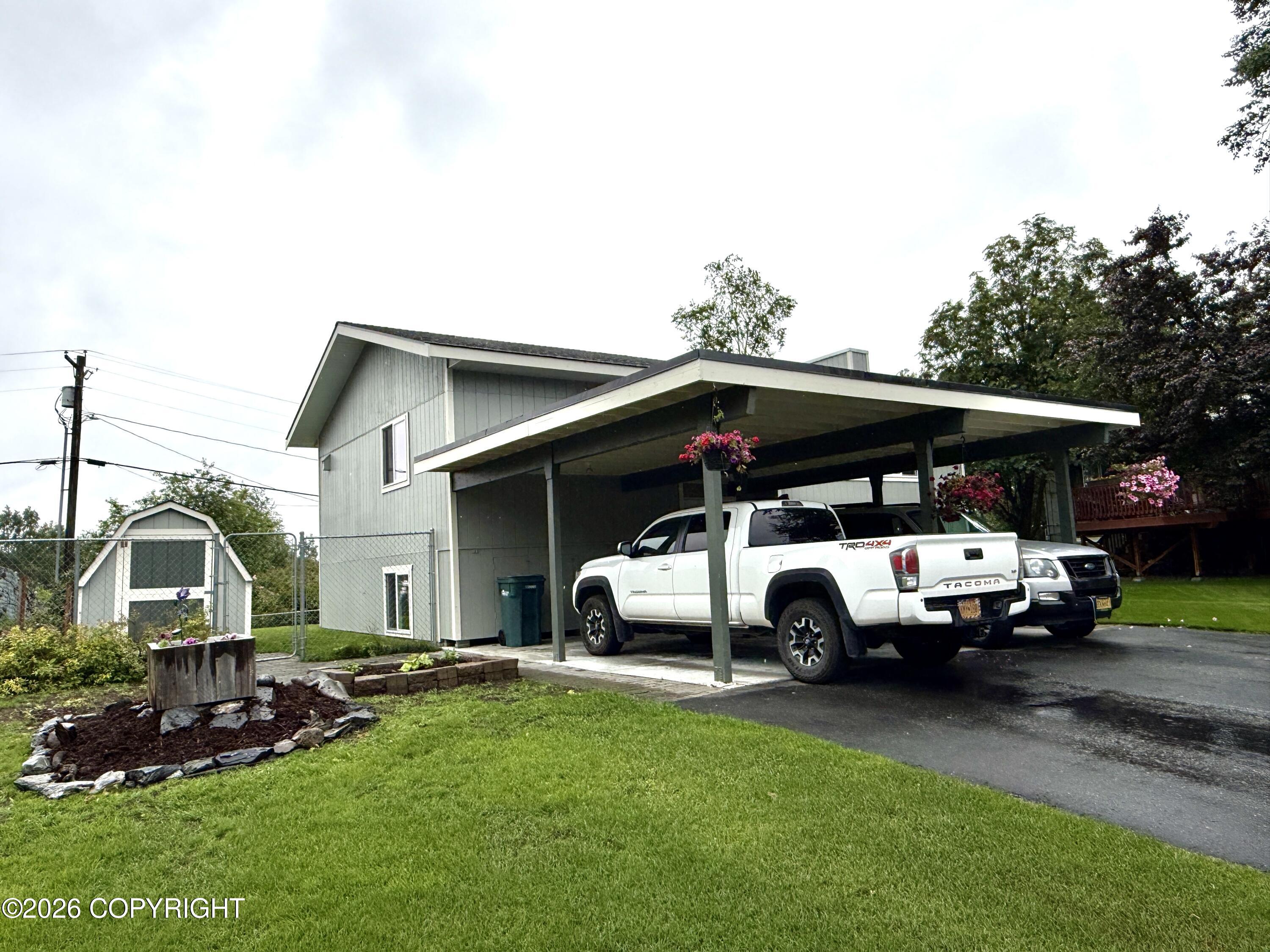 1612 Cara Loop Property Photo 34