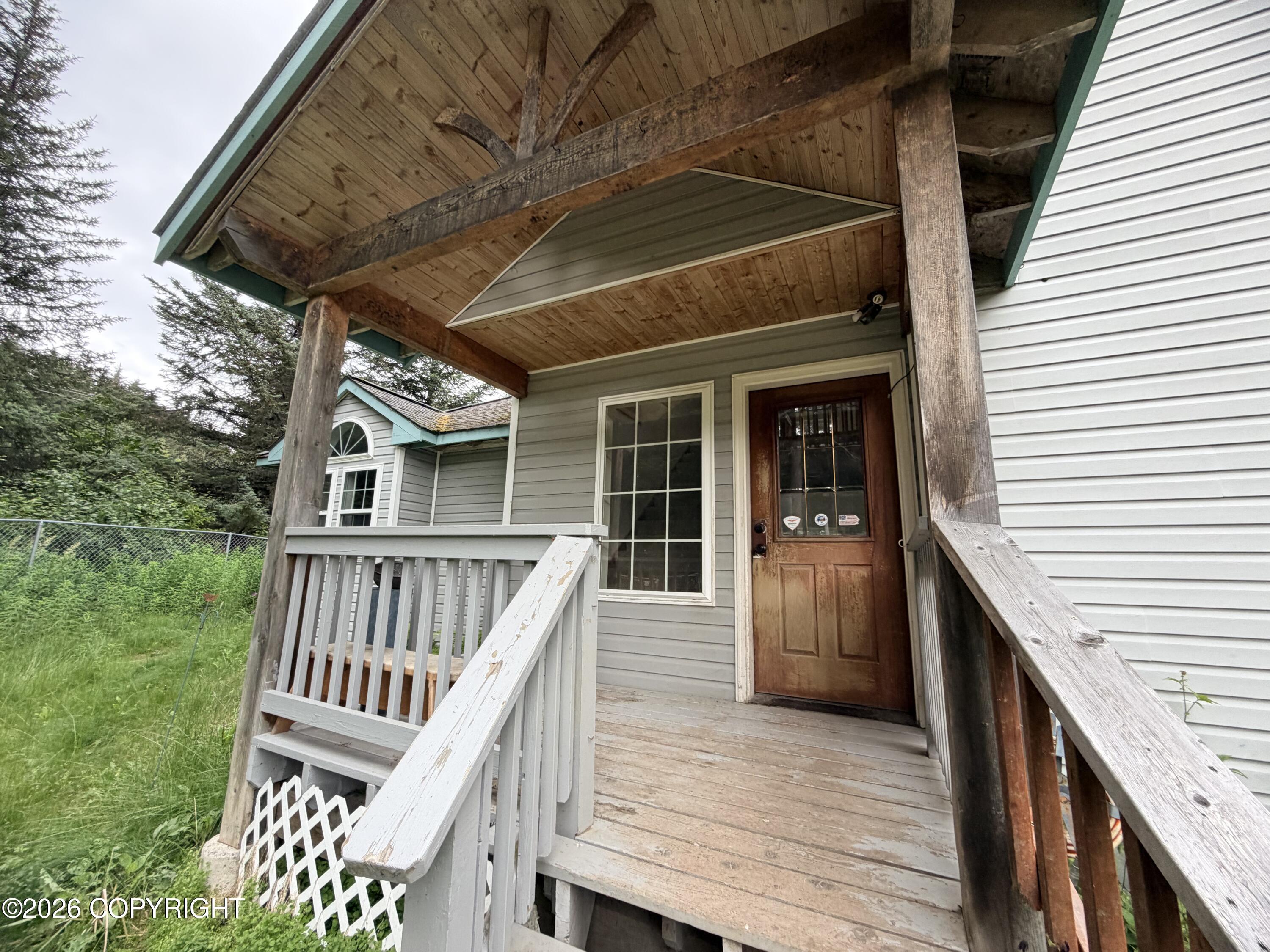 3088 Jakolof Bay Road Property Photo 11