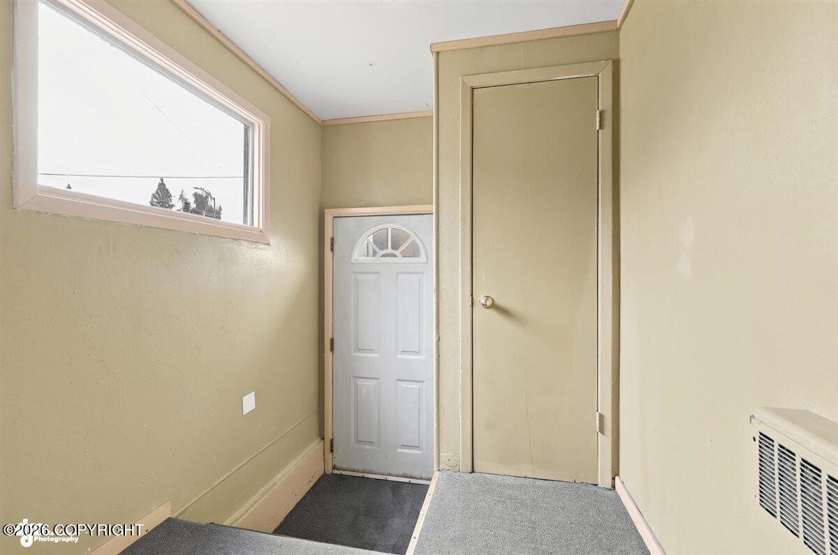 1034 S Cobb Street Property Photo 4