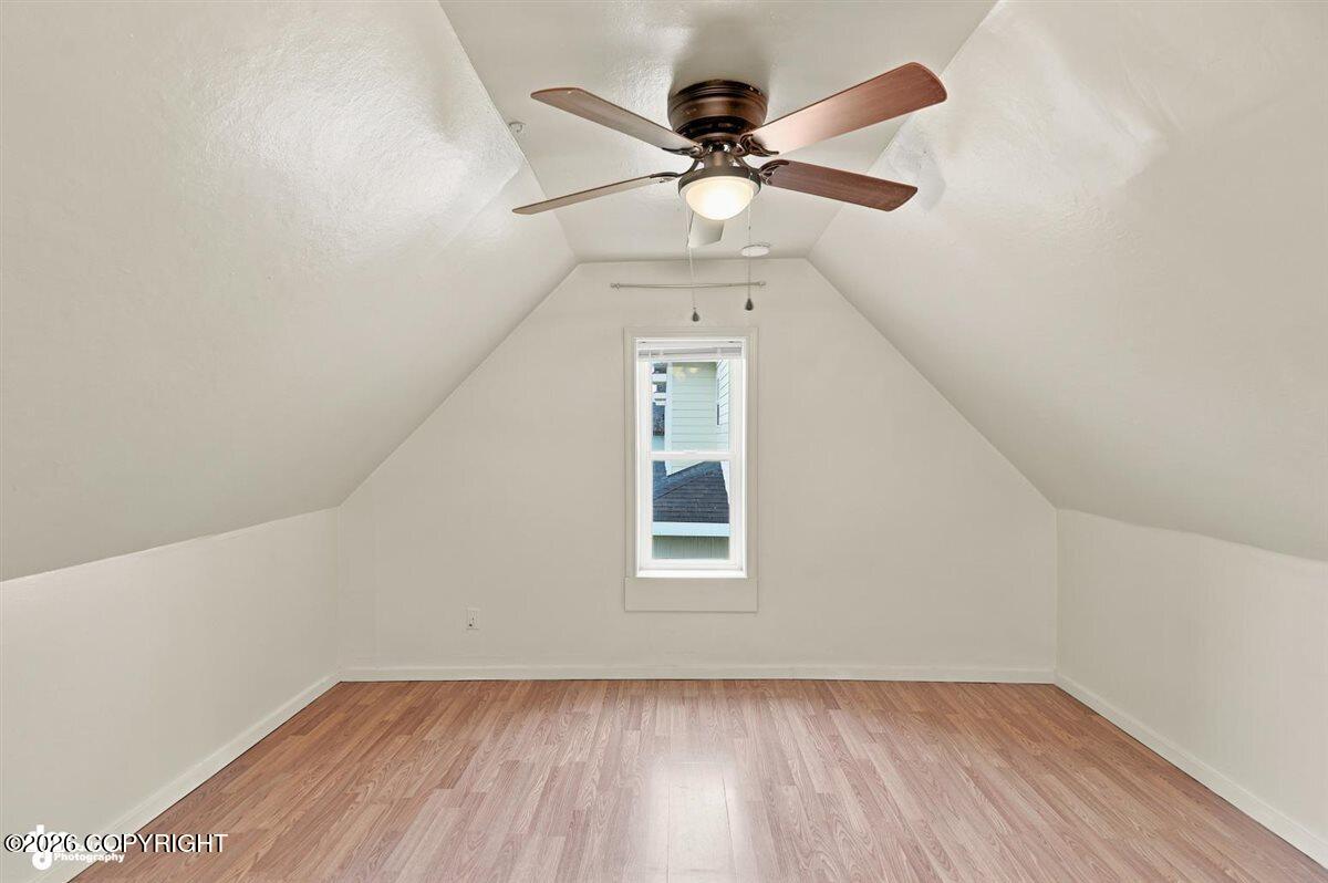 1034 S Cobb Street Property Photo 7