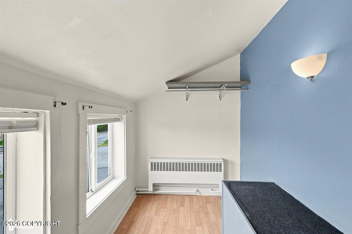1034 S Cobb Street Property Photo 11