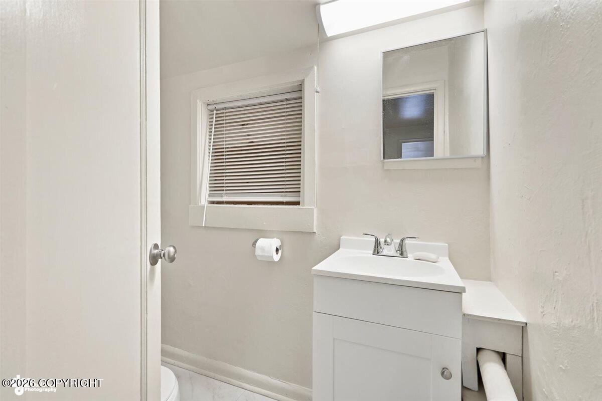 1034 S Cobb Street Property Photo 12