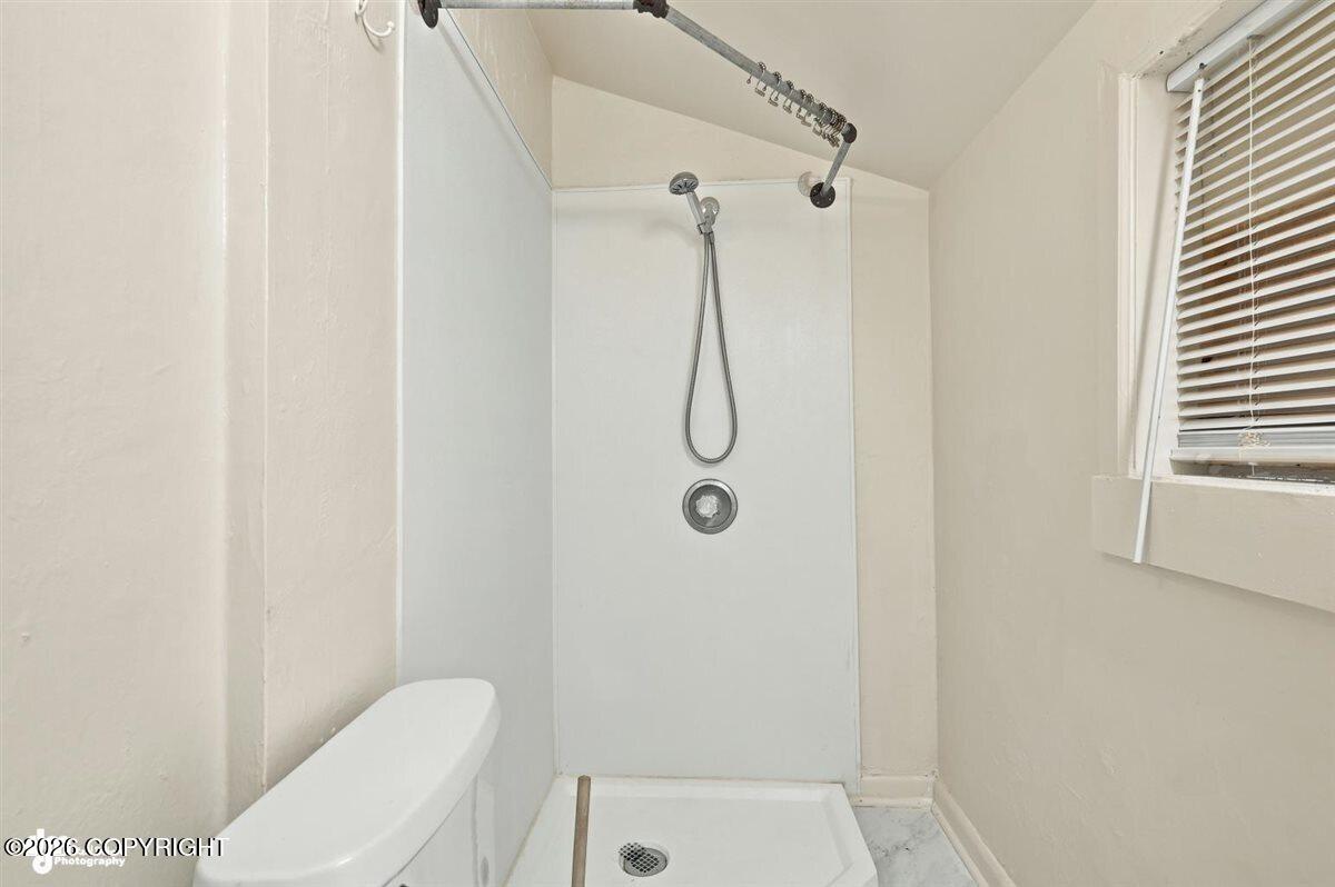 1034 S Cobb Street Property Photo 13