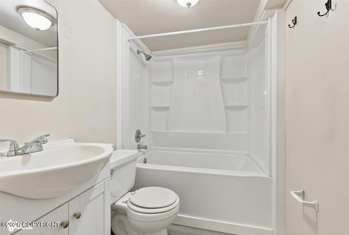 1034 S Cobb Street Property Photo 20