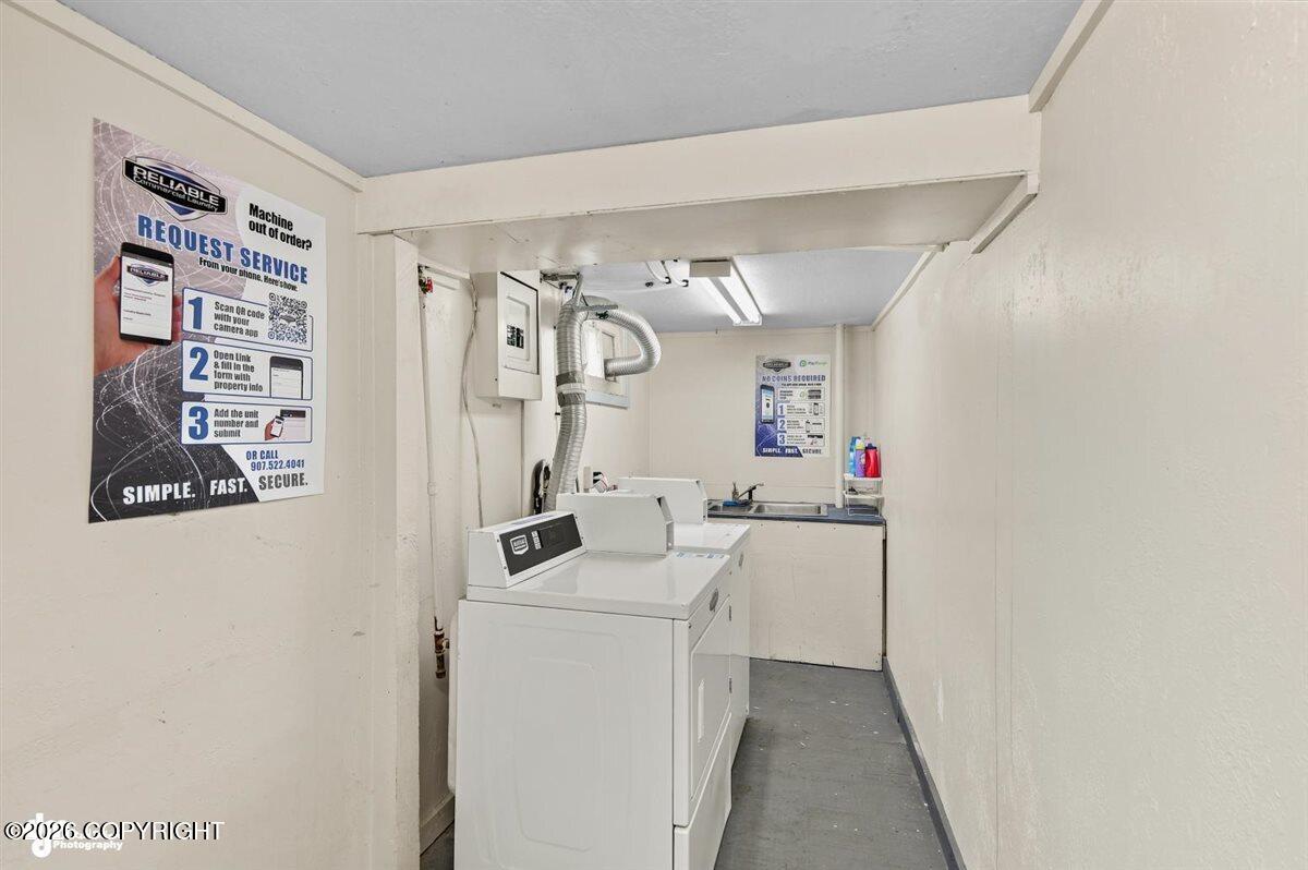 1034 S Cobb Street Property Photo 29
