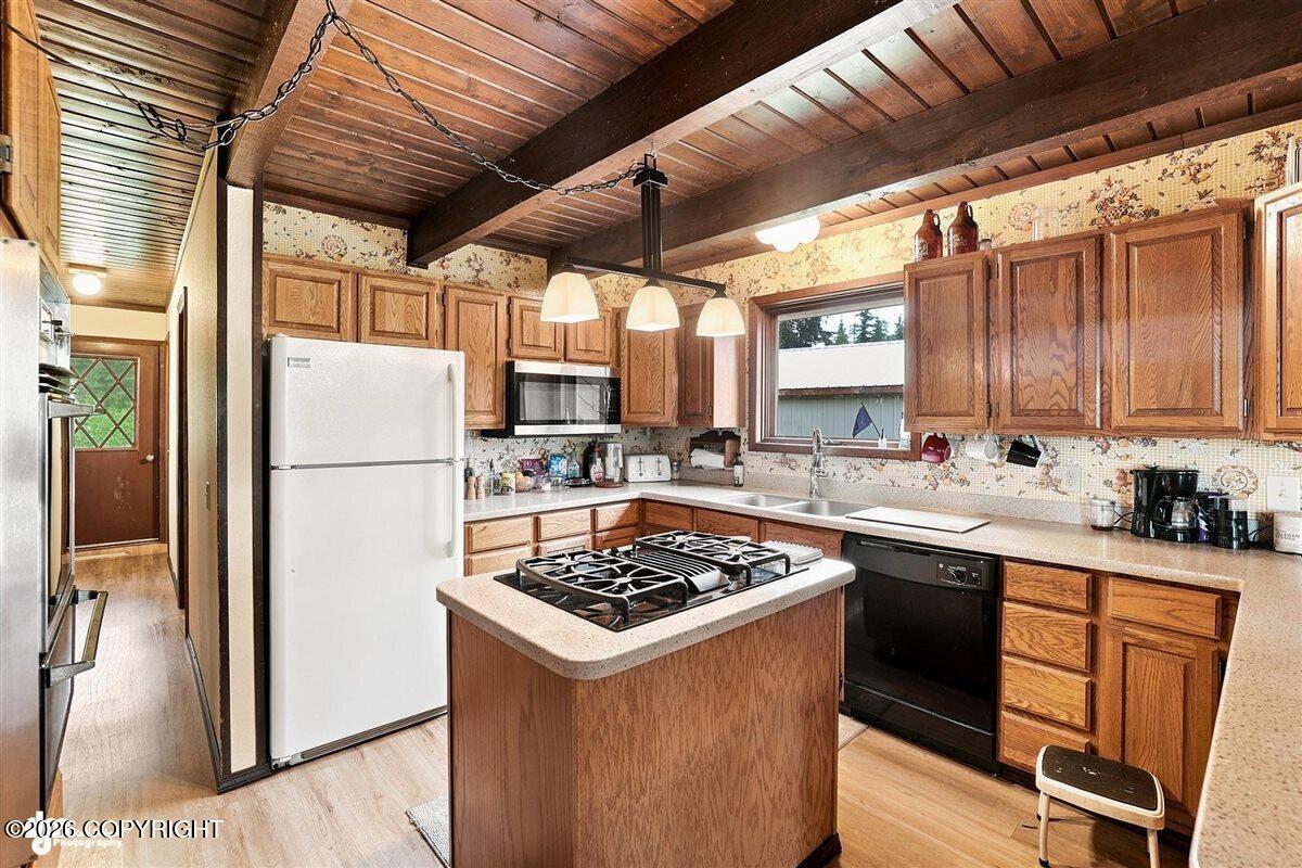 43976 Capryl Road Property Photo 12