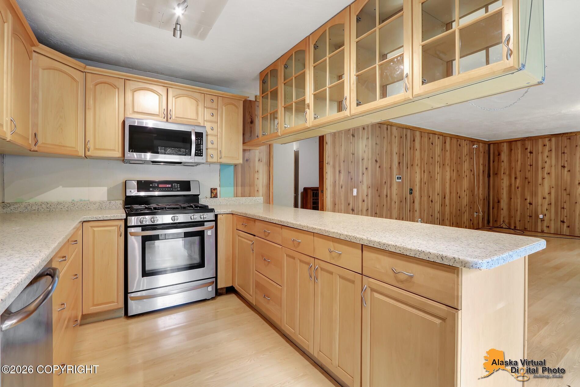 10306 Lee Street Property Photo 14